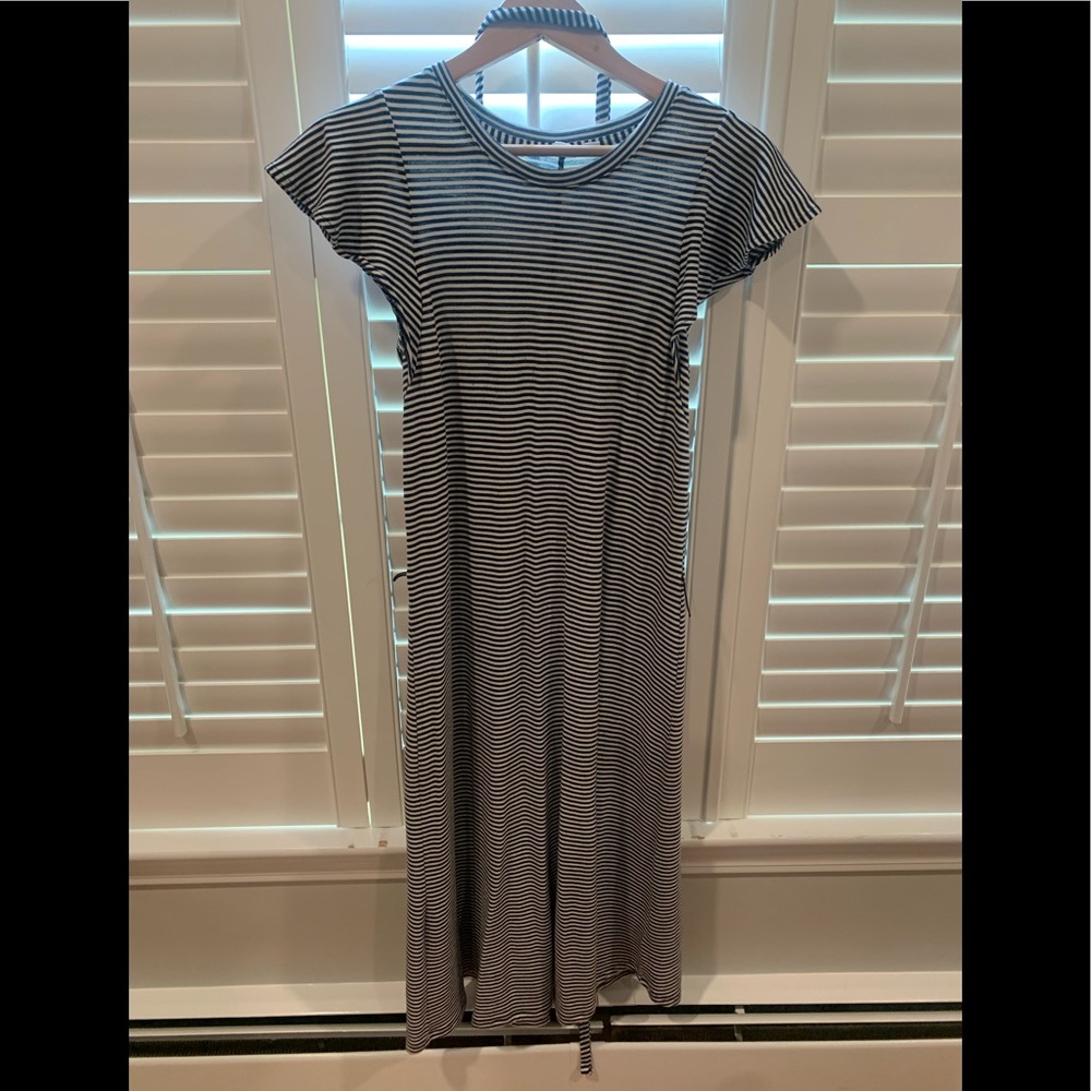 Casual soft striped navy dress.